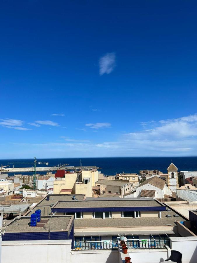 Atico Duplex Con Vista Mar Y Terraza Privada A 200M De La Playa Hasta 6 Personas Apartman Garrucha Kültér fotó